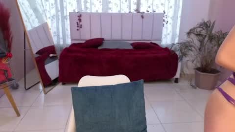 Snapshot of sexy_ailin chatting on May 8, 2026, 6:35 pm Ailin online show from May 8, 2026, 6:35 pm