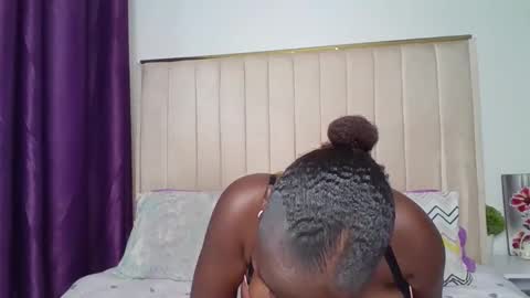 sexy_ari2 online show from May 5, 2026, 10:12 am