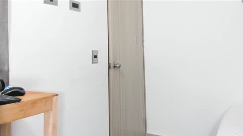 Snapshot of sexy_blackman chatting on December 20, 2024, 4:14 pm sexy blackman online show from December 20, 2024, 4:14 pm