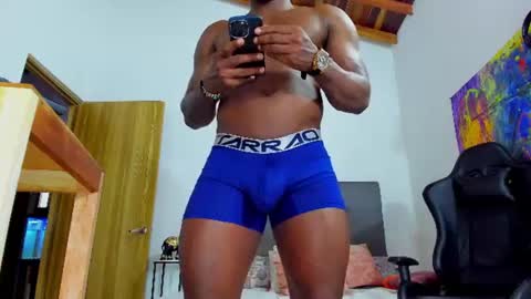 Snapshot of sexy_blackman chatting on June 15, 2026, 10:23 pm sexy blackman online show from June 15, 2026, 10:23 pm