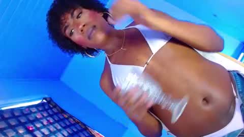 sexy_blackxxx991296 online show from May 22, 2026, 9:20 pm