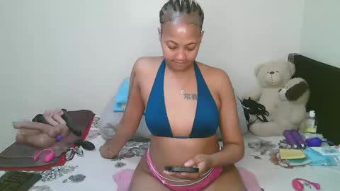 sexy_bluegirl online show from May 1, 2026, 4:22 pm