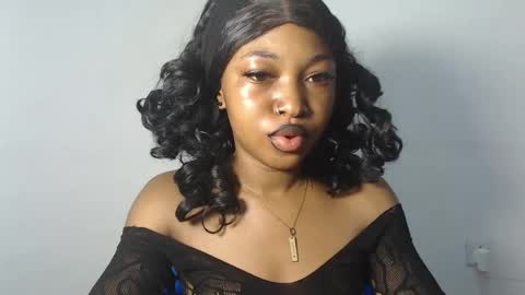 sexy_bluey247 online show from April 17, 2026, 2:58 am