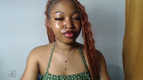 Snapshot of sexy_bluey247 chatting on June 28, 2026, 4:18 am sexy_bluey247 online show from June 28, 2026, 4:18 am