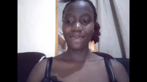 sexy_butty01 online show from December 5, 2025, 6:59 pm