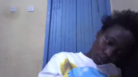 sexy_butty01 online show from April 27, 2026, 8:40 pm