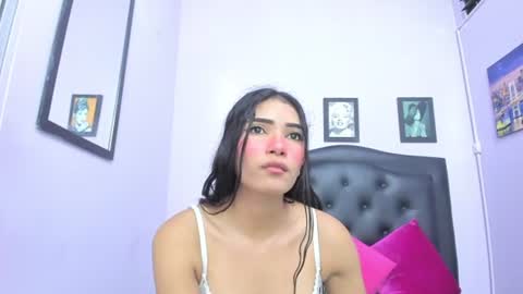 Snapshot of sexy_candy18x chatting on July 5, 2026, 4:19 am sexy_candy18x online show from July 5, 2026, 4:19 am