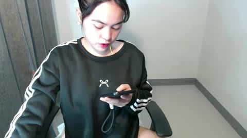 sexy_candy69x online show from May 12, 2026, 12:13 pm