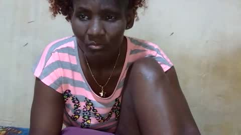 sexy_candy9 online show from October 7, 2025, 2:47 pm