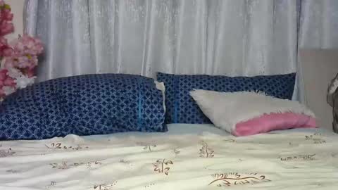 Snapshot of sexy_caramel8 chatting on October 13, 2025, 7:47 pm sexy_caramel8 online show from October 13, 2025, 7:47 pm