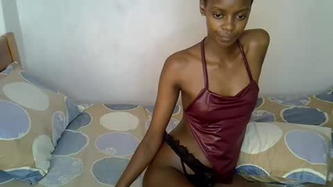 sexy_charliee online show from February 2, 2026, 4:11 am