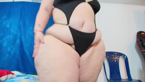 Snapshot of sexy_curvi chatting on June 2, 2026, 3:14 pm karla instagram online show from June 2, 2026, 3:14 pm