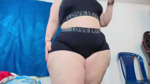 Snapshot of sexy_curvi chatting on June 18, 2026, 4:11 pm karla instagram online show from June 18, 2026, 4:11 pm