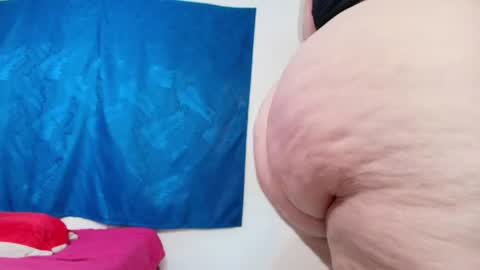Snapshot of sexy_curvi chatting on June 27, 2026, 3:28 pm karla instagram online show from June 27, 2026, 3:28 pm