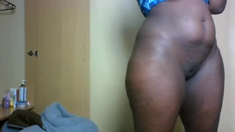 Snapshot of sexy_deryn chatting on July 5, 2026, 11:12 pm Deryn online show from July 5, 2026, 11:12 pm