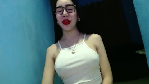 sexy_emily92 online show from February 22, 2026, 9:52 am