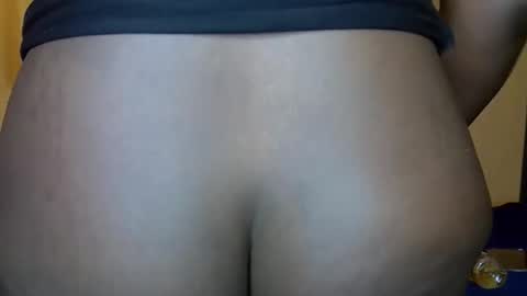 sexy_esther92 online show from March 17, 2026, 7:33 am