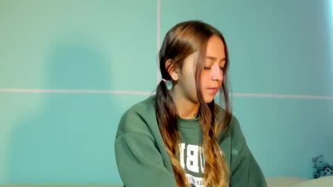 Snapshot of sexy_foxx_ chatting on December 18, 2025, 8:59 pm Antonella online show from December 18, 2025, 8:59 pm