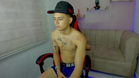 sexy_girl__777 online show from February 14, 2025, 12:36 pm