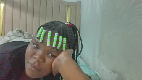 Snapshot of sexy_hottiee chatting on June 2, 2026, 11:18 pm Sexy hottiee online show from June 2, 2026, 11:18 pm