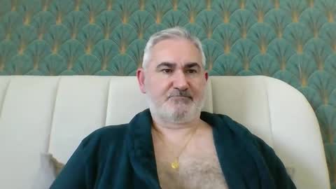 Antonio online show from April 19, 2026, 1:21 pm