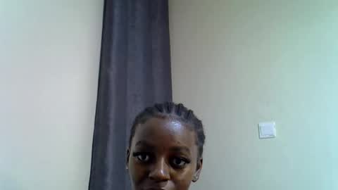 Linda online show from June 26, 2026, 10:58 pm