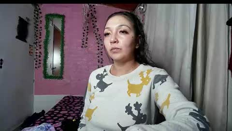 sexy lolas online show from December 5, 2025, 4:10 am