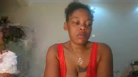 sexy_lyna online show from April 3, 2026, 6:11 am