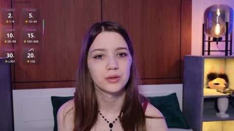Snapshot of sexy_me_bb chatting on June 5, 2026, 6:57 pm Alison online show from June 5, 2026, 6:57 pm