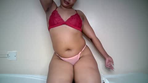 Snapshot of sexy_midnight11 chatting on July 17, 2026, 6:02 pm nova online show from July 17, 2026, 6:02 pm
