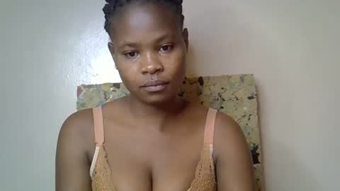 Molyne online show from April 30, 2026, 11:31 pm