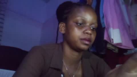 Snapshot of sexy_n_thick chatting on July 9, 2026, 7:40 pm Lyn online show from July 9, 2026, 7:40 pm