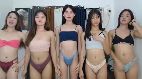 Snapshot of sexy_pantywhose chatting on November 23, 2025, 3:28 am sexy_pantywhose online show from November 23, 2025, 3:28 am