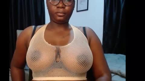 zoe online show from June 15, 2026, 2:14 am