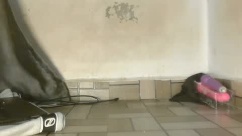 sexy_petitqueen online show from May 1, 2026, 4:39 am
