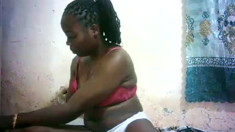 Snapshot of sexy_sandrah chatting on July 5, 2026, 2:46 pm sexy_sandrah online show from July 5, 2026, 2:46 pm