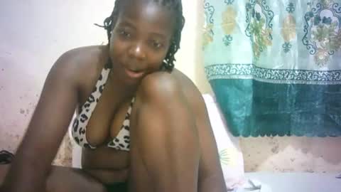 Snapshot of sexy_sandrah chatting on July 15, 2026, 8:30 am sexy_sandrah online show from July 15, 2026, 8:30 am