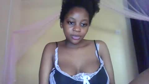 Snapshot of sexy_short chatting on October 10, 2025, 5:39 am Janet online show from October 10, 2025, 5:39 am