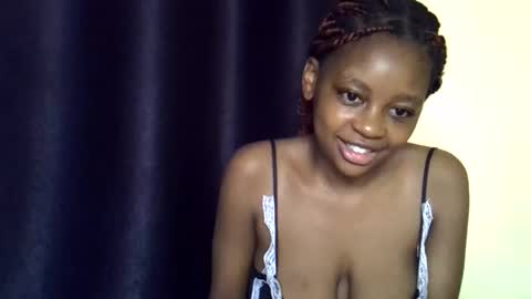 Snapshot of sexy_short chatting on February 19, 2026, 9:05 am Janet online show from February 19, 2026, 9:05 am