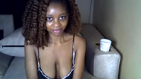 Snapshot of sexy_short chatting on July 5, 2026, 4:19 am Janet online show from July 5, 2026, 4:19 am