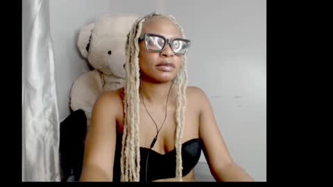 Snapshot of sexy_sophya chatting on March 8, 2026, 7:23 am sophia online show from March 8, 2026, 7:23 am