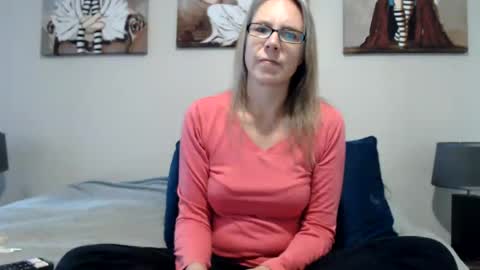Snapshot of sexy_stassi_xx chatting on July 7, 2026, 2:10 pm Nastassia... but you can call me Stassi for short. online show from July 7, 2026, 2:10 pm