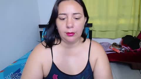 Snapshot of sexy_ticki chatting on December 7, 2024, 2:57 pm janel online show from December 7, 2024, 2:57 pm