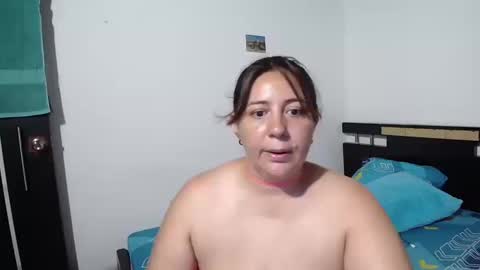 Snapshot of sexy_ticki chatting on October 16, 2025, 10:33 pm janel online show from October 16, 2025, 10:33 pm