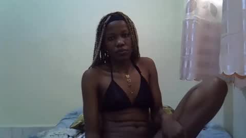 Snapshot of sexy_vall chatting on March 10, 2026, 4:50 am Vee online show from March 10, 2026, 4:50 am