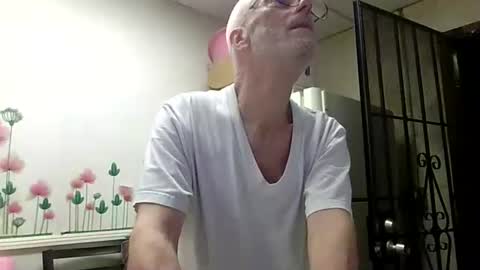 Daddy online show from April 26, 2026, 10:18 pm