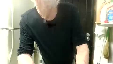 Daddy online show from May 2, 2026, 2:00 pm