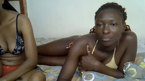 Snapshot of sexy_zola chatting on May 10, 2026, 9:25 am Im Zola online show from May 10, 2026, 9:25 am