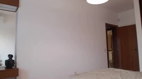 Snapshot of sexyandmarried chatting on October 21, 2025, 10:38 am sexyandmarried online show from October 21, 2025, 10:38 am