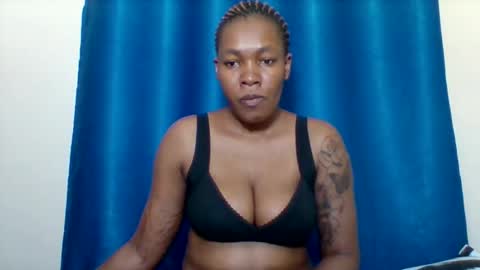 sexyapple2002 online show from May 25, 2026, 5:24 am